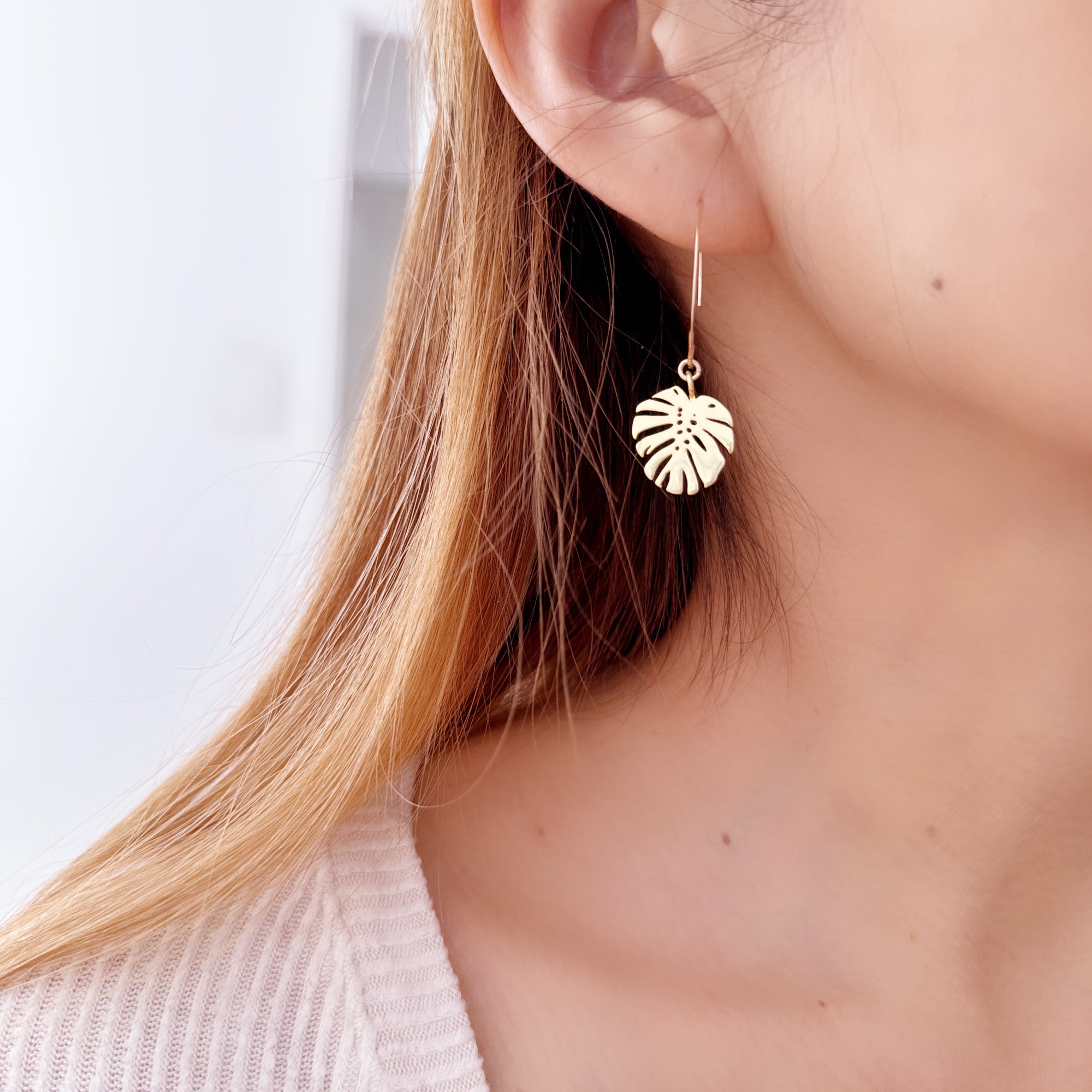 Monstera Gold Filled Earrings – Tropical Hawaiian Jewelry